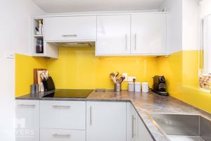 Photo 7- click for photo gallery